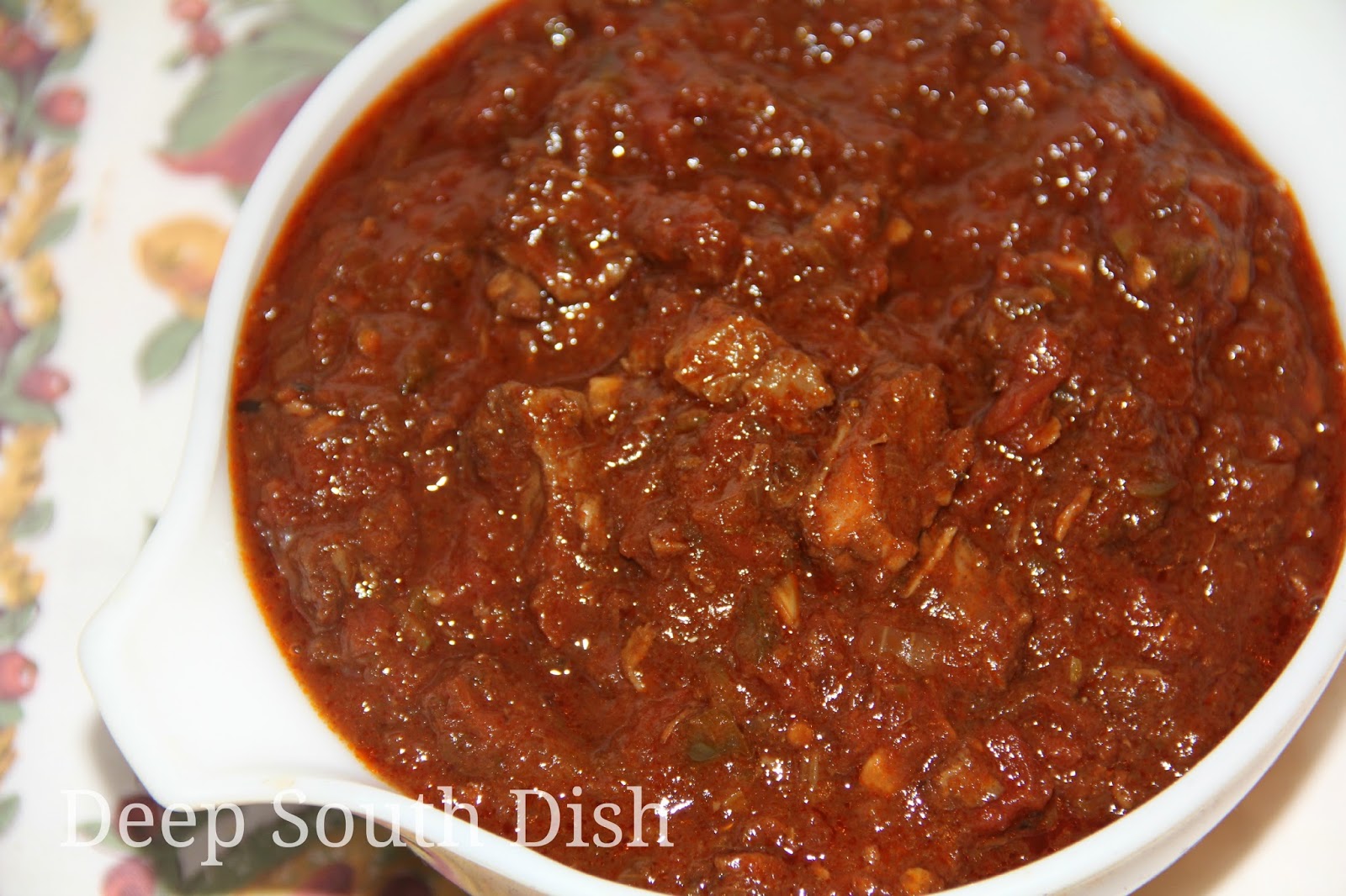 Crockpot white turkey chili Dec 21, · Delicious creamy white chicken chili made simple in the Crockpot!. White Chicken Chili. White chicken chili is one of my boys’ favorites, and I’m excited to be sharing a recipe that not only tastes incredible, but has a prep time of about 10 minutes.5/5(2).